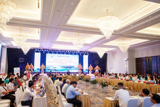 Hội thảo khoa học về phát triển giáo dục Hạ Long trong Kỷ nguyên mới 