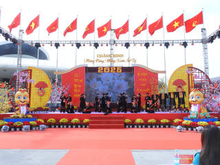 Rực rỡ sắc màu ngày hội văn hóa Tết các dân tộc tại Quảng Ninh