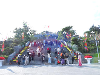 Hai ngôi đền nổi tiếng linh thiêng của vùng Đông Bắc, cần đến trong những ngày đầu Xuân