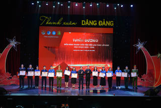 Tuyên dương 20 thanh niên Đất Mỏ tiêu biểu trong phong trào “Thanh xuân dâng Đảng” 