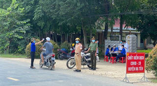 Tin Lâm Đồng cấm người dân ra khỏi nhà sau 21h đến 5h là xuyên tạc