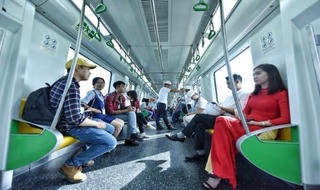Cảm nhận lần đầu tiên đi tàu trên cao Cát Linh – Hà Đông
