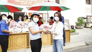 Masan tặng quà cho 10.000 công nhân tại TP Hồ Chí Minh ảnh hưởng dịch bệnh Covid-19