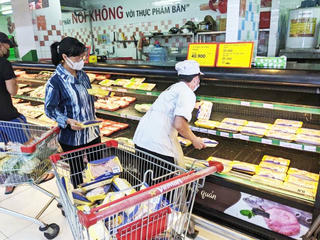 Hệ thống siêu thị Vinmart nỗ lực bảo đảm nguồn hàng hoá cho TP Hồ Chí Minh