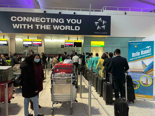 Nối lại chuyến bay thường lệ châu Âu đi Việt Nam sau gần 2 năm gián đoạn