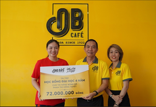 Quỹ Phát triển Tài năng Việt trao học bổng cho VĐV bóng rổ