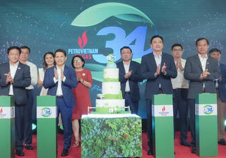 Lễ kỷ niệm 34 năm thành lập PV GAS: Khẳng định quyết tâm phát triển trong 'Hành trình năng lượng xanh'