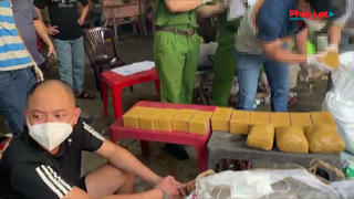 TP HCM: Phá chuyên án xe “luồng xanh” chở gần 100kg ma túy