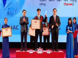 Tuyên dương 10 thầy thuốc trẻ tiêu biểu năm 2021