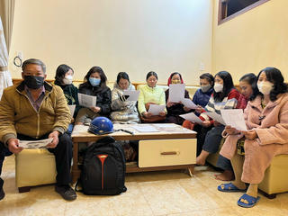 Dùng mánh khoé để lừa đảo hàng trăm tỉ đồng, đẩy cả người thân vào cảnh nợ nần