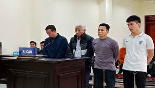 Nhóm hỗn chiến tại khu du lịch Hải Tiến chia nhau 100 tháng tù