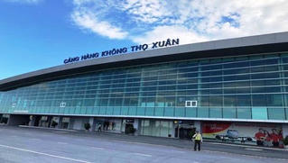 Cấm bay một khách hàng dùng chứng minh thư giả