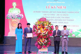 Hội Nhà báo tỉnh Thanh Hóa kỷ niệm 30 năm thành lập