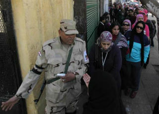 Ai Cập trưng cầu dân ý về Hiến pháp mới