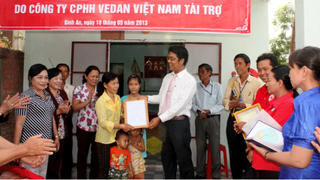 Vedan tặng 4 căn nhà  Chữ thập đỏ