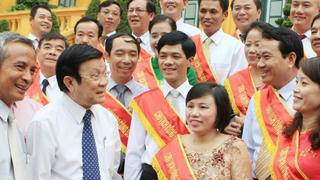 “Công đoàn phải bảo vệ quyền lợi người lao động”