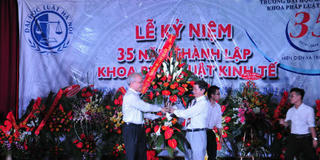 Khoa Pháp luật Kinh tế - Đại học Luật Hà Nội: Kỷ niệm 35 năm hiện diện và trưởng thành