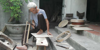 Nỗi lo “đứt” nghề gia truyền ở làng đàn Đào Xá