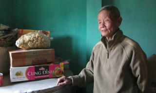 “Dị nhân” hàng chục năm chỉ sống bằng mỳ tôm