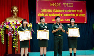 Tôn vinh những “bóng hồng” nguyện trọn đời theo 'nghiệp đàn ông'