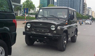 UAZ Hunter - xế offroad của Nga về Việt Nam
