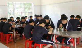 Chế độ ăn của học sinh trường giáo dưỡng được quy định như thế nào?