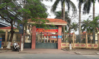Trường THCS Nam Hà: Cần làm rõ việc lạm thu, dạy thêm sai quy định!