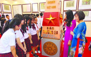 Thêm yêu biển đảo quê hương