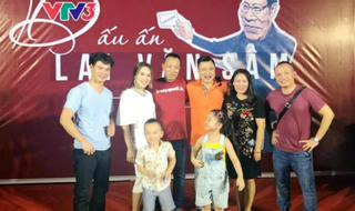 Mỹ Tâm và dàn BTV tổ chức tiệc chia tay MC Lại Văn Sâm