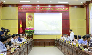 Tập đoàn FLC trao đổi kế hoạch xây dựng đô thị nghỉ dưỡng với lãnh đạo tỉnh Bắc Ninh