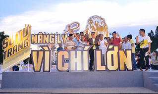 Lễ hội Bia Sư Tử Trắng “Nâng ly vì chí lớn”