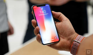 Muốn mua iPhone X, người dùng phải đợi đến tháng 3?