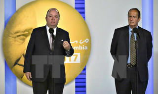 Colombia và nhóm nổi dậy cuối cùng thực hiện thỏa thuận ngừng bắn