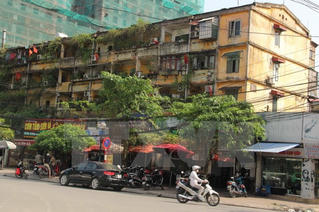 Hà Nội tìm lời giải cho cải tạo, xây dựng lại chung cư cũ
