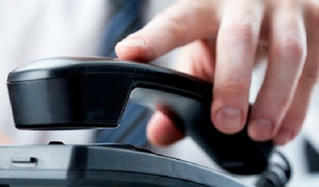 Cụ ông bị lừa 2 tỷ đồng qua điện thoại