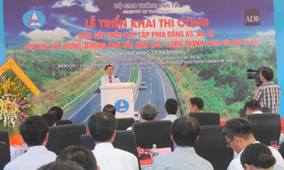 Triển khai Dự án xây dựng đường cao tốc Bến Lức - Long Thành