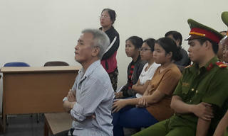 Nửa đêm thấy '4 bàn chân kẹp nhau', nổi ghen đánh chết tài xế của vợ