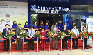 Ngân hàng TNHH MTV Shinhan Việt Nam được thành lập 02 chi nhánh và 06 phòng giao dịch