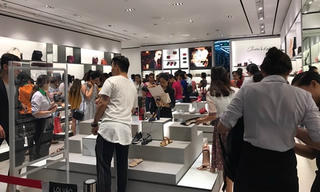 Trong “cơn say”… Black Friday