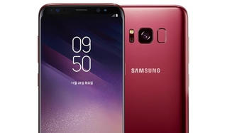 Samsung ra phiên bản Galaxy S8 màu đỏ cạnh tranh iPhone X