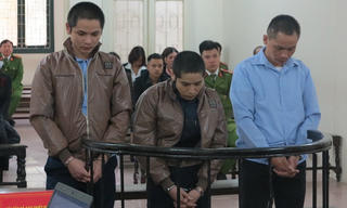 3 anh em đi tù vì con nghé “hư” của mẹ