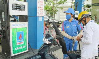 Giá xăng E5 có cạnh tranh nổi với A95?