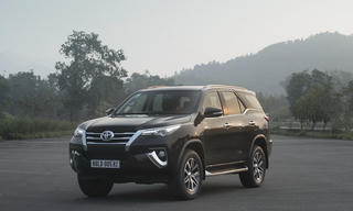 Toyota Việt Nam đạt doanh số 5.374 xe trong tháng 11