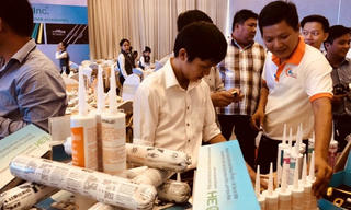 Aseanwindow đưa phụ kiện cửa 3H và keo xây dựng Baiyun về Việt Nam