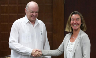 EU tăng cường quan hệ với Cuba