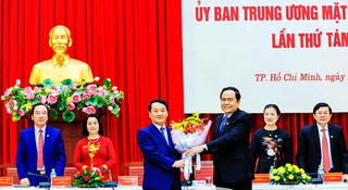 Ông Hầu A Lềnh giữ chức Phó Chủ tịch UBTƯ MTTQ Việt Nam