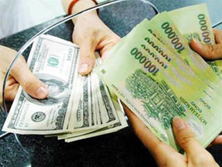 Hạn chế tình trạng đô la hóa, nâng cao vị thế đồng VND