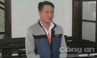 Tài xế taxi đi tù vì đem túi xách của khách bỏ quên giấu vào thùng rác