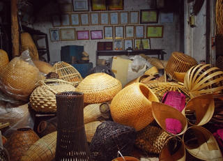 Những làng nghề đan cỏ thành tiền 