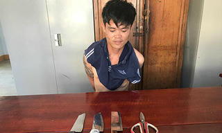 Thanh niên cầm dao đuổi chém nhiều người trong cơn 'ngáo đá'